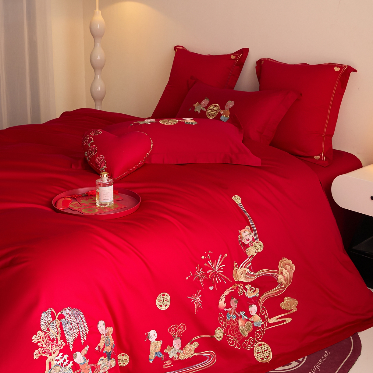 91家纺网 家纺一手货源 找家纺 东方合美（原：皇家传奇） 2025新款长绒棉纯棉婚庆刺绣小红书系列四件套 送福