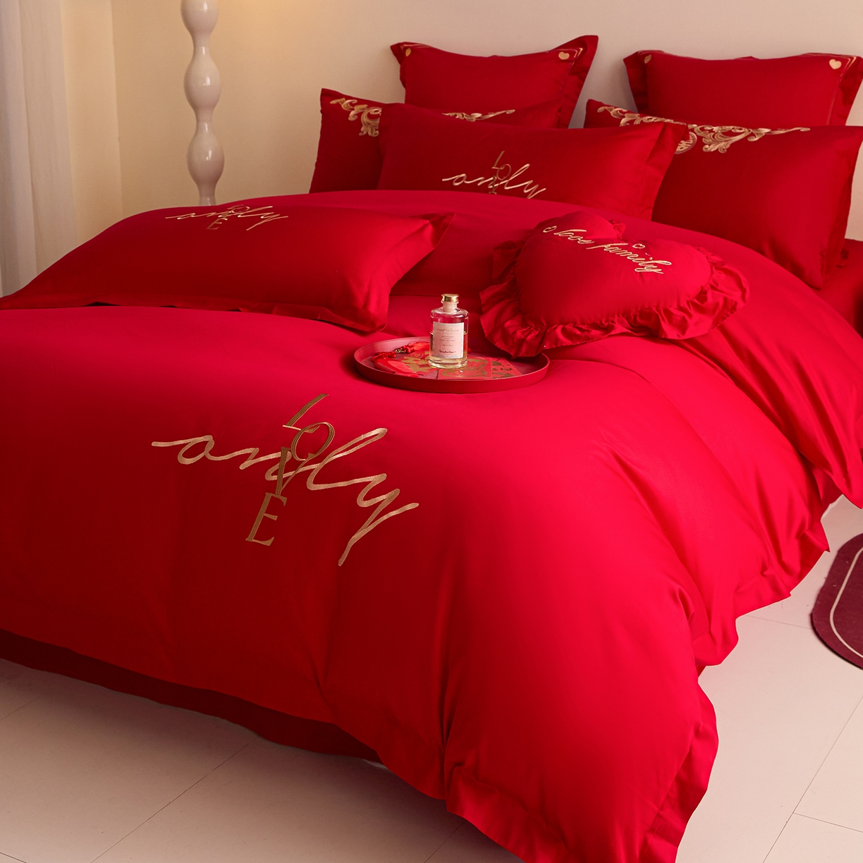 91家纺网 家纺一手货源 找家纺 东方合美（原：皇家传奇） 2025新款长绒棉纯棉婚庆刺绣小红书系列四件套 love