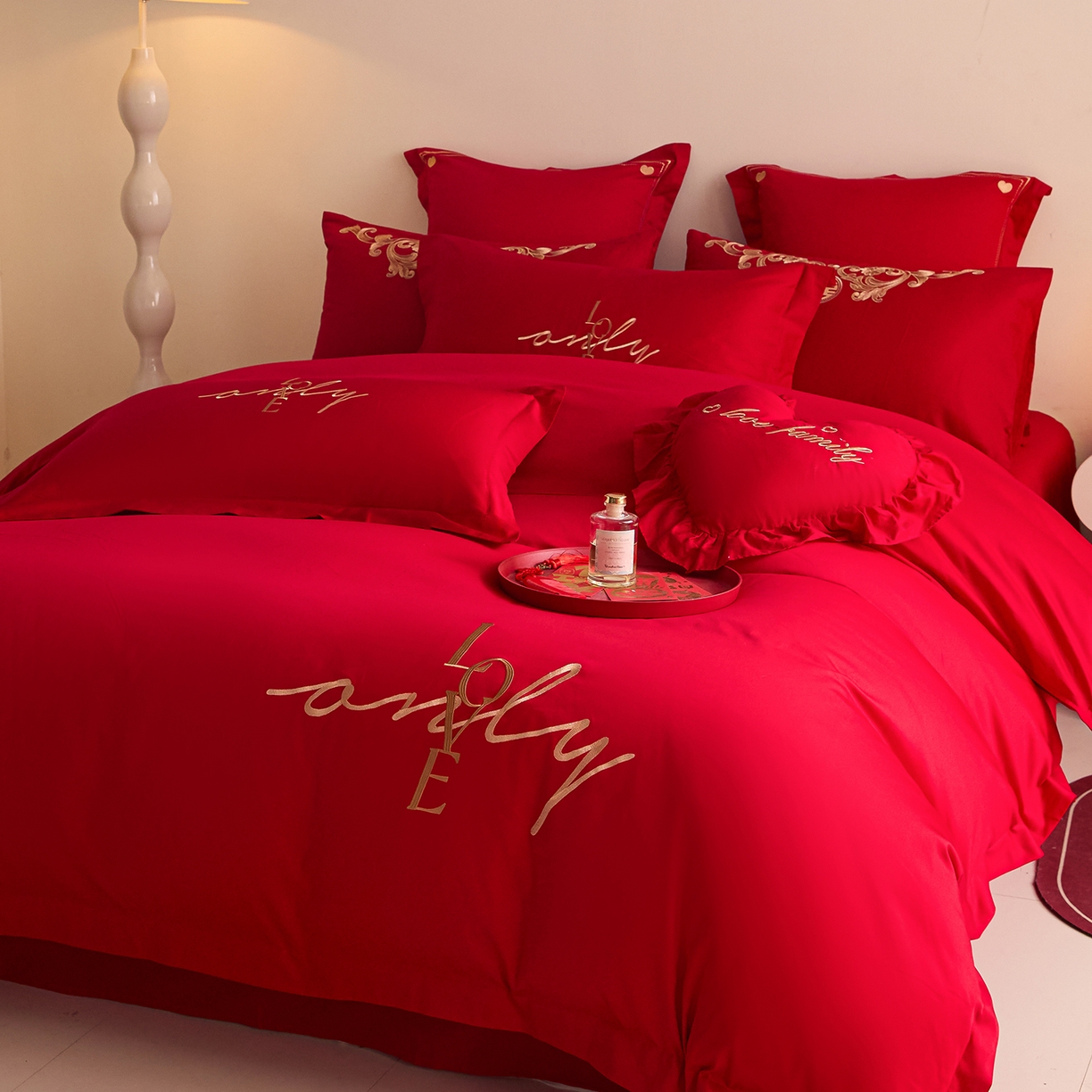 91家纺网 家纺一手货源 找家纺 东方合美（原：皇家传奇） 2025新款长绒棉纯棉婚庆刺绣小红书系列四件套 love