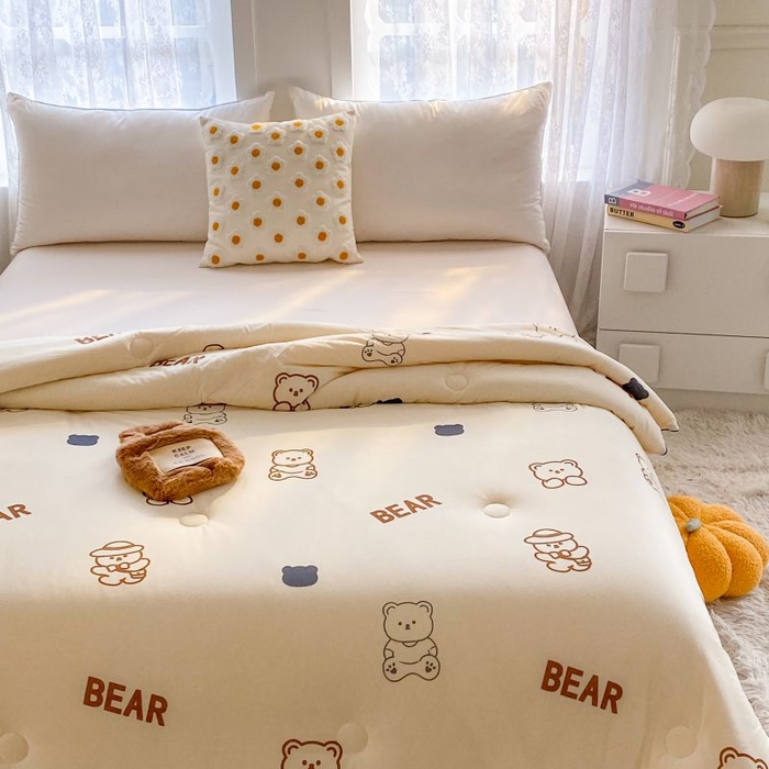 91家纺网 家纺一手货源 找家纺 小叮当家纺仓储工厂店 2025年新款A类母婴级宝宝被豆豆绒牛奶针织棉被子儿童豆豆被大豆被春秋被被子被芯 大白熊