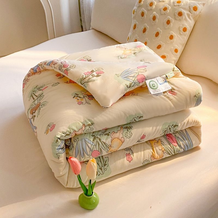 91家纺网 家纺一手货源 找家纺 小叮当家纺仓储工厂店 2025年新款A类母婴级宝宝被豆豆绒牛奶针织棉被子儿童豆豆被大豆被春秋被被子被芯 嗨皮兔