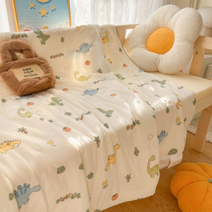 91家纺网 家纺一手货源 找家纺 小叮当家纺仓储工厂店 2025年新款A类母婴级宝宝被豆豆绒牛奶针织棉被子儿童豆豆被大豆被春秋被被子被芯 卡通小恐龙