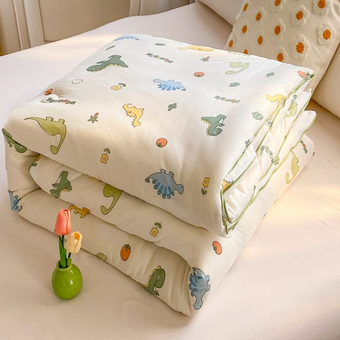 91家纺网 家纺一手货源 找家纺 小叮当家纺仓储工厂店 2025年新款A类母婴级宝宝被豆豆绒牛奶针织棉被子儿童豆豆被大豆被春秋被被子被芯 卡通小恐龙