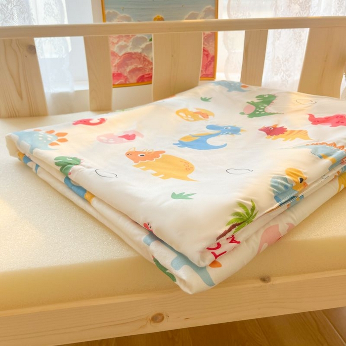 91家纺网 家纺一手货源 找家纺 小叮当家纺仓储工厂店 2025年新款A类母婴级宝宝被豆豆绒牛奶针织棉被子儿童豆豆被大豆被春秋被被子被芯 恐龙萌游记