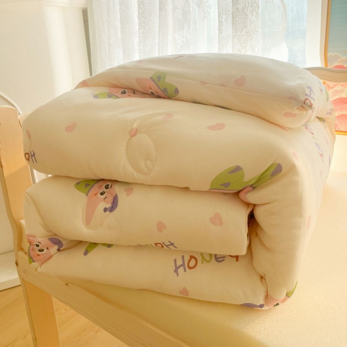 91家纺网 家纺一手货源 找家纺 小叮当家纺仓储工厂店 2025年新款A类母婴级宝宝被豆豆绒牛奶针织棉被子儿童豆豆被大豆被春秋被被子被芯 快乐海星