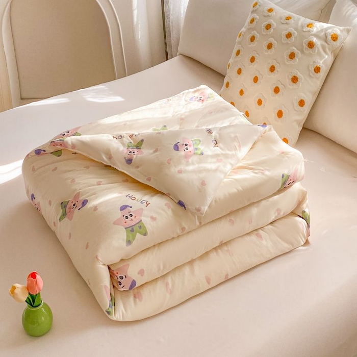 91家纺网 家纺一手货源 找家纺 小叮当家纺仓储工厂店 2025年新款A类母婴级宝宝被豆豆绒牛奶针织棉被子儿童豆豆被大豆被春秋被被子被芯 快乐海星