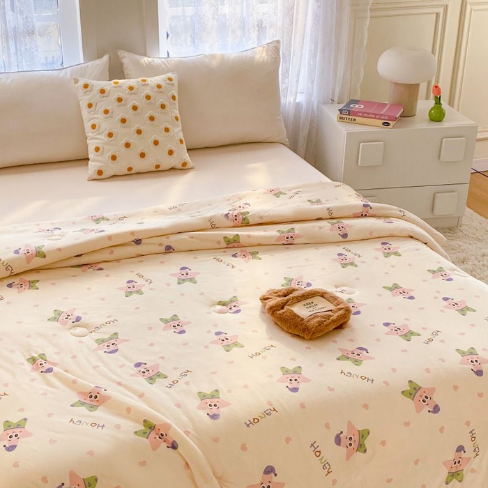 91家纺网 家纺一手货源 找家纺 小叮当家纺仓储工厂店 2025年新款A类母婴级宝宝被豆豆绒牛奶针织棉被子儿童豆豆被大豆被春秋被被子被芯 快乐海星