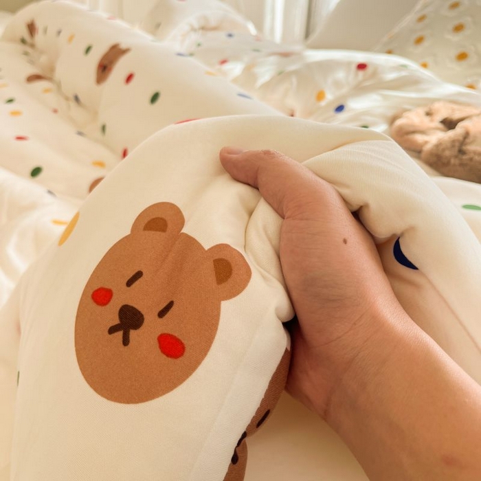 91家纺网 家纺一手货源 找家纺 小叮当家纺仓储工厂店 2025年新款A类母婴级宝宝被豆豆绒牛奶针织棉被子儿童豆豆被大豆被春秋被被子被芯 米洛熊