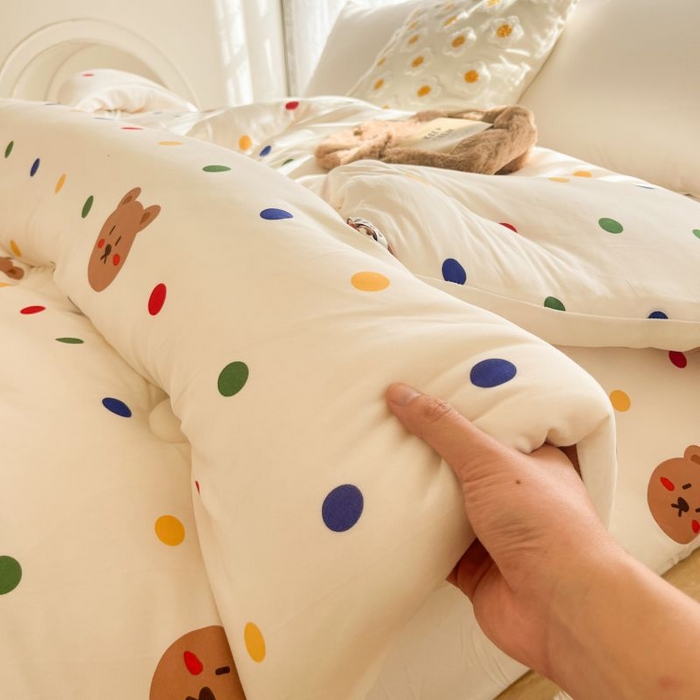 91家纺网 家纺一手货源 找家纺 小叮当家纺仓储工厂店 2025年新款A类母婴级宝宝被豆豆绒牛奶针织棉被子儿童豆豆被大豆被春秋被被子被芯 米洛熊