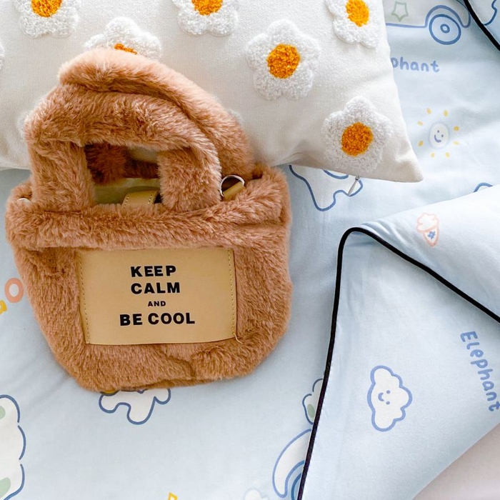 91家纺网 家纺一手货源 找家纺 小叮当家纺仓储工厂店 2025年新款A类母婴级宝宝被豆豆绒牛奶针织棉被子儿童豆豆被大豆被春秋被被子被芯 汽车小象