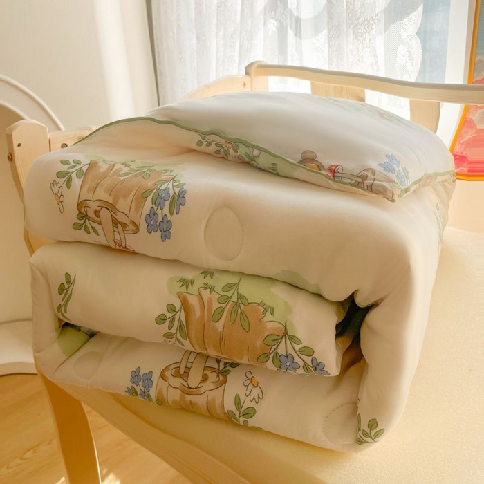 91家纺网 家纺一手货源 找家纺 小叮当家纺仓储工厂店 2025年新款A类母婴级宝宝被豆豆绒牛奶针织棉被子儿童豆豆被大豆被春秋被被子被芯 松鼠萌兔