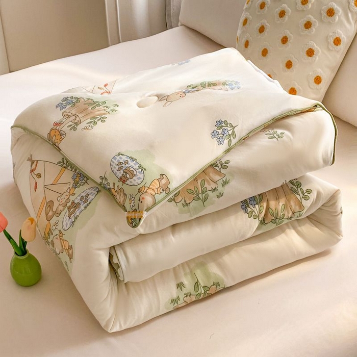 91家纺网 家纺一手货源 找家纺 小叮当家纺仓储工厂店 2025年新款A类母婴级宝宝被豆豆绒牛奶针织棉被子儿童豆豆被大豆被春秋被被子被芯 松鼠萌兔