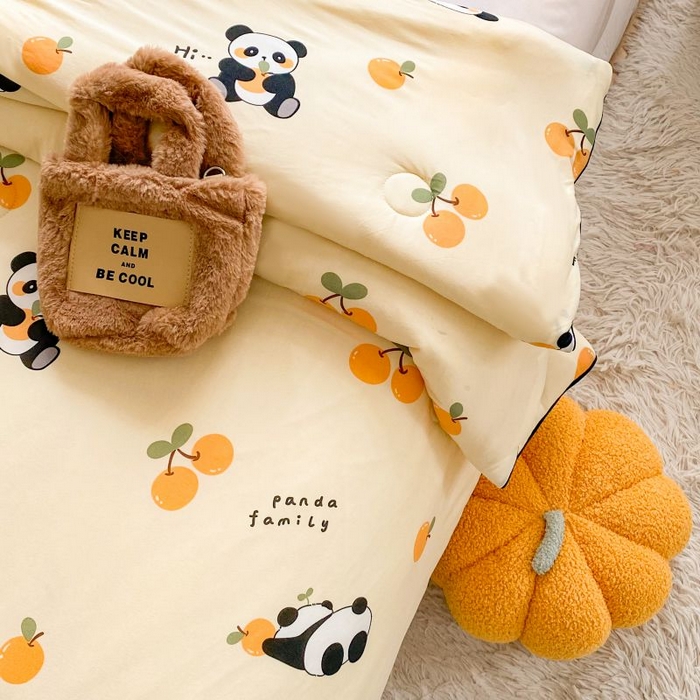 91家纺网 家纺一手货源 找家纺 小叮当家纺仓储工厂店 2025年新款A类母婴级宝宝被豆豆绒牛奶针织棉被子儿童豆豆被大豆被春秋被被子被芯 熊猫乐园