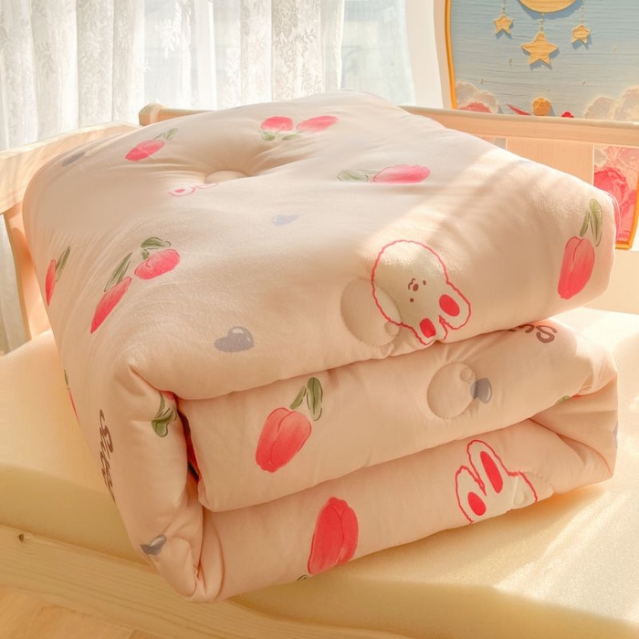 91家纺网 家纺一手货源 找家纺 小叮当家纺仓储工厂店 2025年新款A类母婴级宝宝被豆豆绒牛奶针织棉被子儿童豆豆被大豆被春秋被被子被芯 郁金香兔