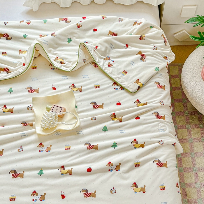 91家纺网 家纺一手货源 找家纺 小叮当家纺仓储工厂店 2025年新款A类母婴级宝宝被豆豆绒牛奶针织棉被子儿童豆豆被大豆被春秋被被子被芯 牛奶针织被-可爱腊肠