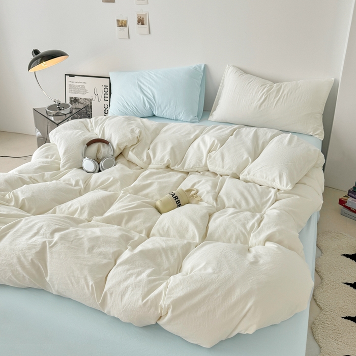 91家纺网 家纺一手货源 找家纺 芷凡家纺 2025新款A类加厚水洗棉云朵棉四件套 奶普+海盐兰