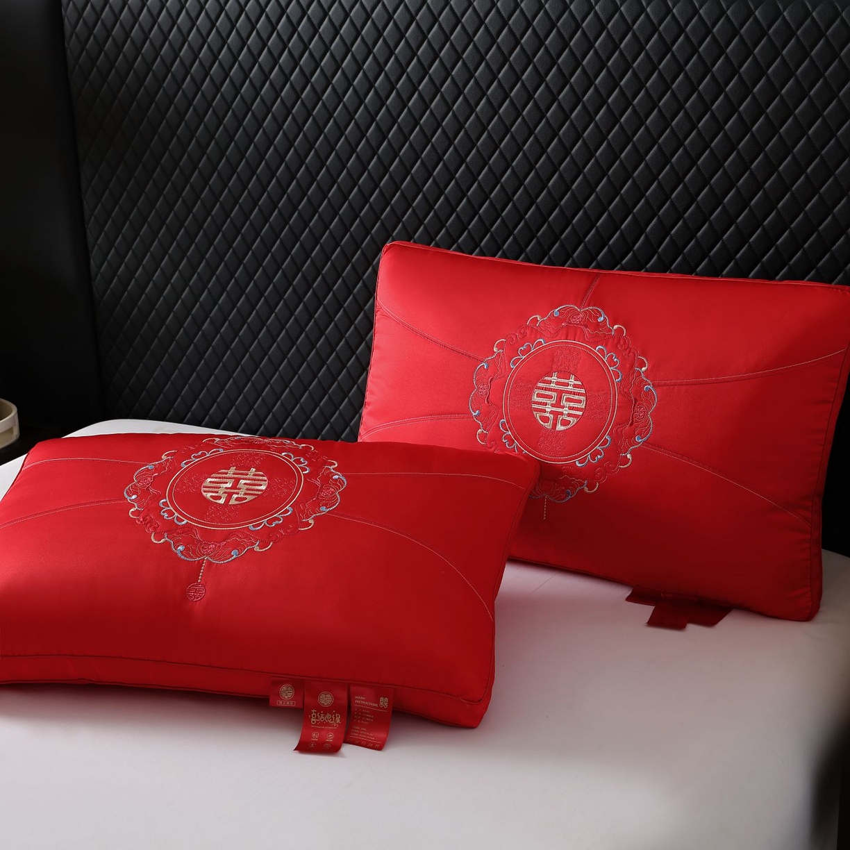 91家纺网 家纺一手货源 找家纺 晚儿 2025新款婚庆喜字大红枕头枕芯 喜字大红枕 48x74cm高枕/只