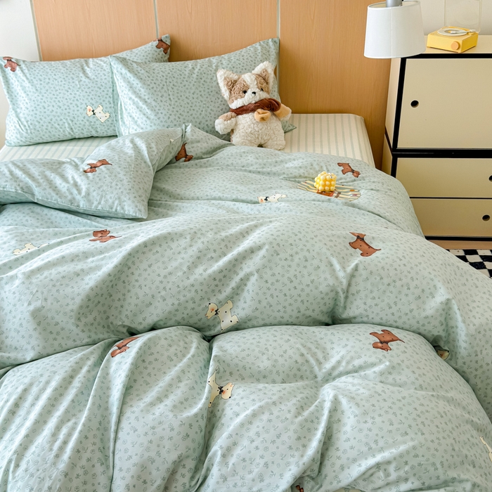 91家纺网 家纺一手货源 找家纺 感遇家纺 2025新款小清新甜系全棉四件套点点小狗