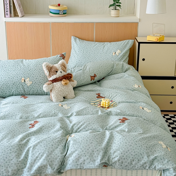 91家纺网 家纺一手货源 找家纺 感遇家纺 2025新款小清新甜系全棉四件套点点小狗