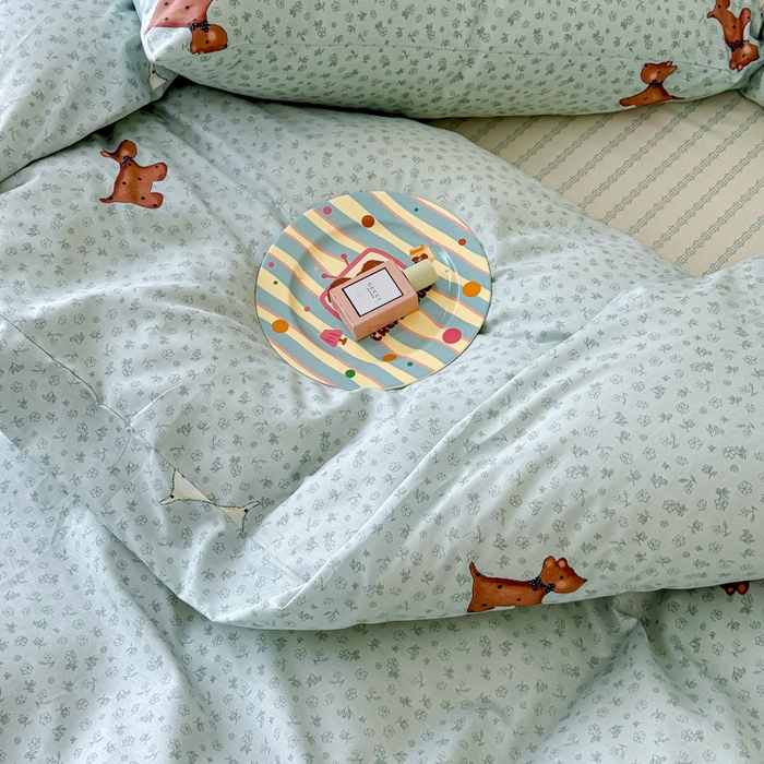 91家纺网 家纺一手货源 找家纺 感遇家纺 2025新款小清新甜系全棉四件套点点小狗