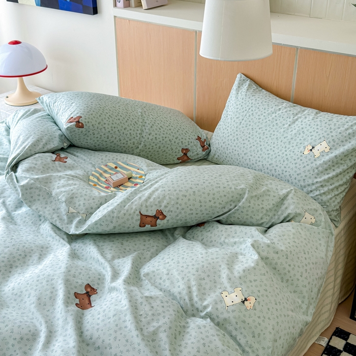 91家纺网 家纺一手货源 找家纺 感遇家纺 2025新款小清新甜系全棉四件套点点小狗