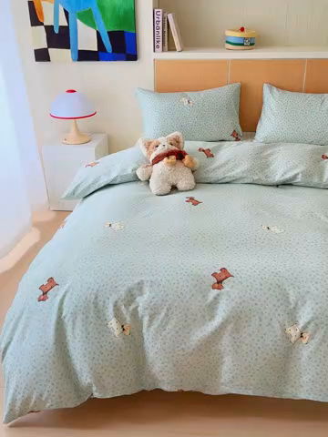 91家纺网 家纺一手货源 找家纺 感遇家纺 2025新款小清新甜系全棉四件套点点小狗