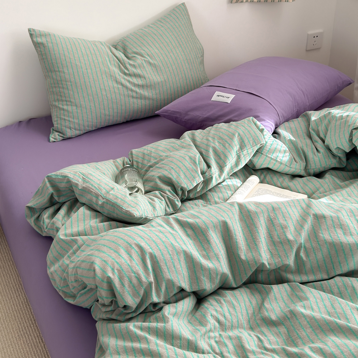91家纺网 家纺一手货源 找家纺 玖弘家居 2025新款全棉纯棉水洗棉五色条纹混搭单被套 混搭绿紫条