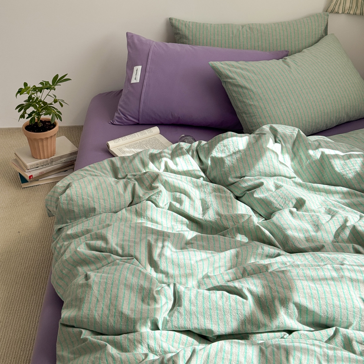 91家纺网 家纺一手货源 找家纺 玖弘家居 2025新款全棉纯棉水洗棉五色条纹混搭单被套 混搭绿紫条