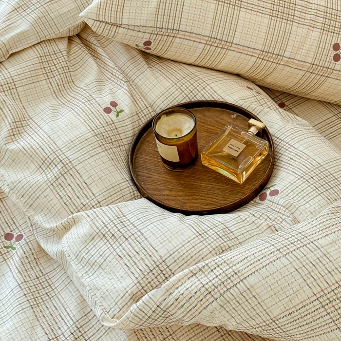 91家纺网 家纺一手货源 找家纺 感遇家纺 2025新款小清新甜系四件套 格子樱桃