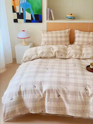 91家纺网 家纺一手货源 找家纺 感遇家纺 2025新款小清新甜系四件套 格子樱桃