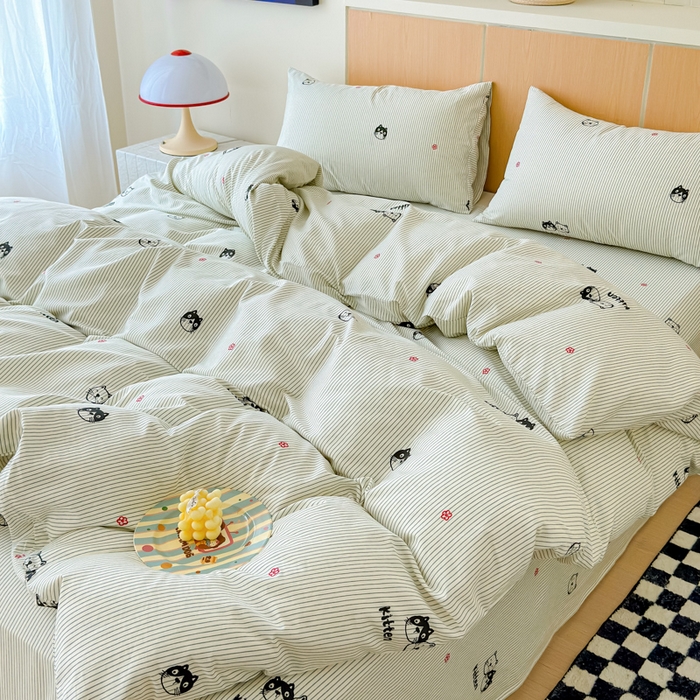 91家纺网 家纺一手货源 找家纺 感遇家纺  2025新款小清新甜系全棉四件套 灰条猫咪