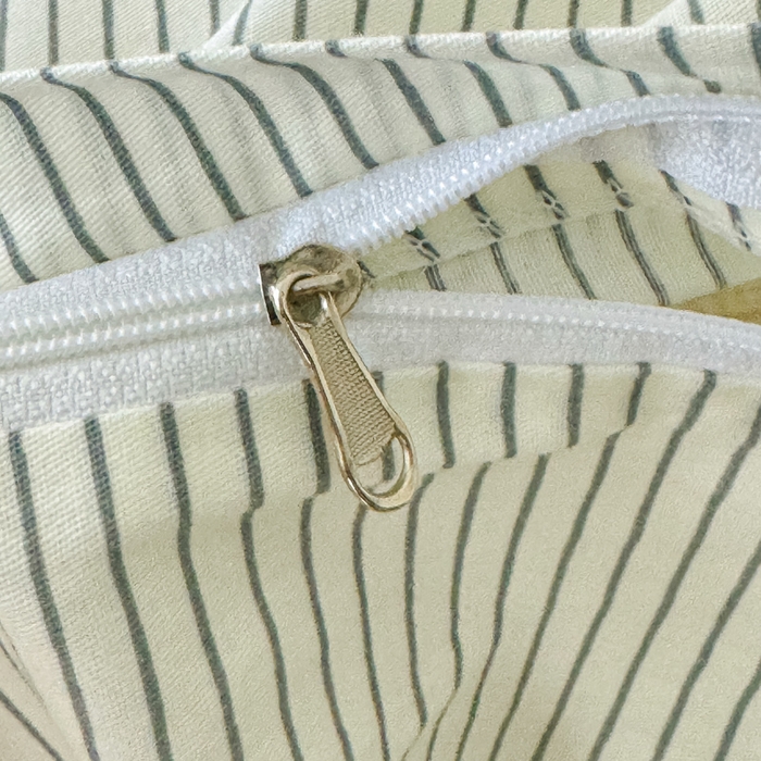 91家纺网 家纺一手货源 找家纺 感遇家纺  2025新款小清新甜系全棉四件套 灰条猫咪