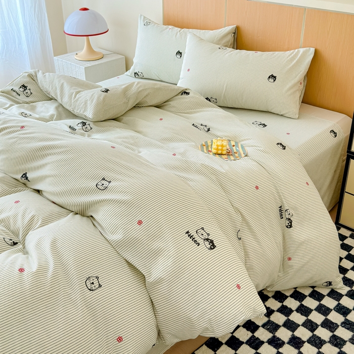 91家纺网 家纺一手货源 找家纺 感遇家纺  2025新款小清新甜系全棉四件套 灰条猫咪