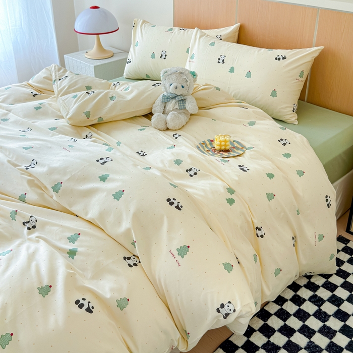 91家纺网 家纺一手货源 找家纺 感遇家纺  2025新款小清新甜系全棉四件套森林小熊猫