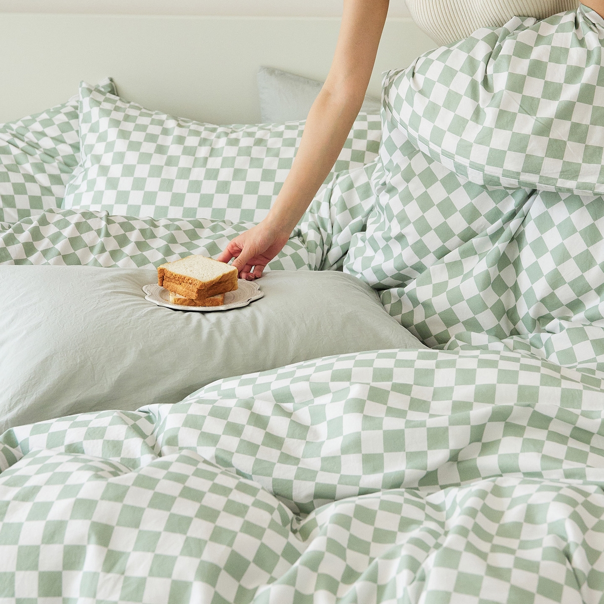 91家纺网 家纺一手货源 找家纺 EH家居 2025新款全棉斜纹印花-青春小调系列四件套 棋盘格-绿