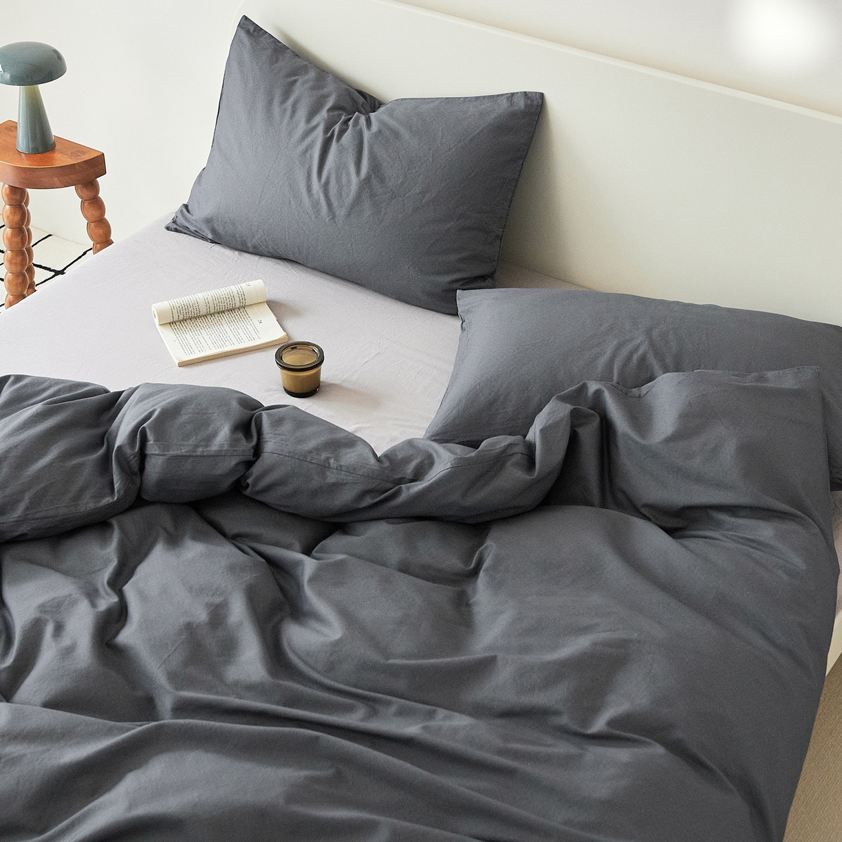 91家纺网 家纺一手货源 找家纺 EH家居 2025新款全棉斜纹印花-青春小调系列四件套 深色轨迹