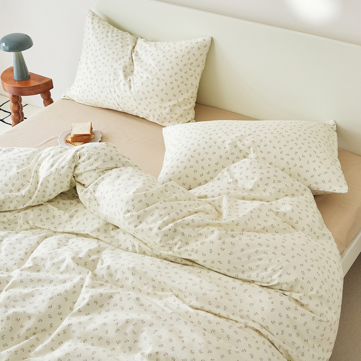 91家纺网 家纺一手货源 找家纺 EH家居 2025新款全棉斜纹印花-青春小调系列四件套 星野花园