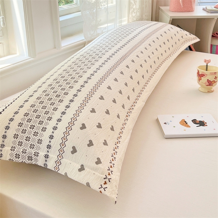 91家纺网 家纺一手货源 找家纺 （总）圣比熊 2025新款云感双层纱印花双人枕套情侣1.5m枕芯套1.8床枕头