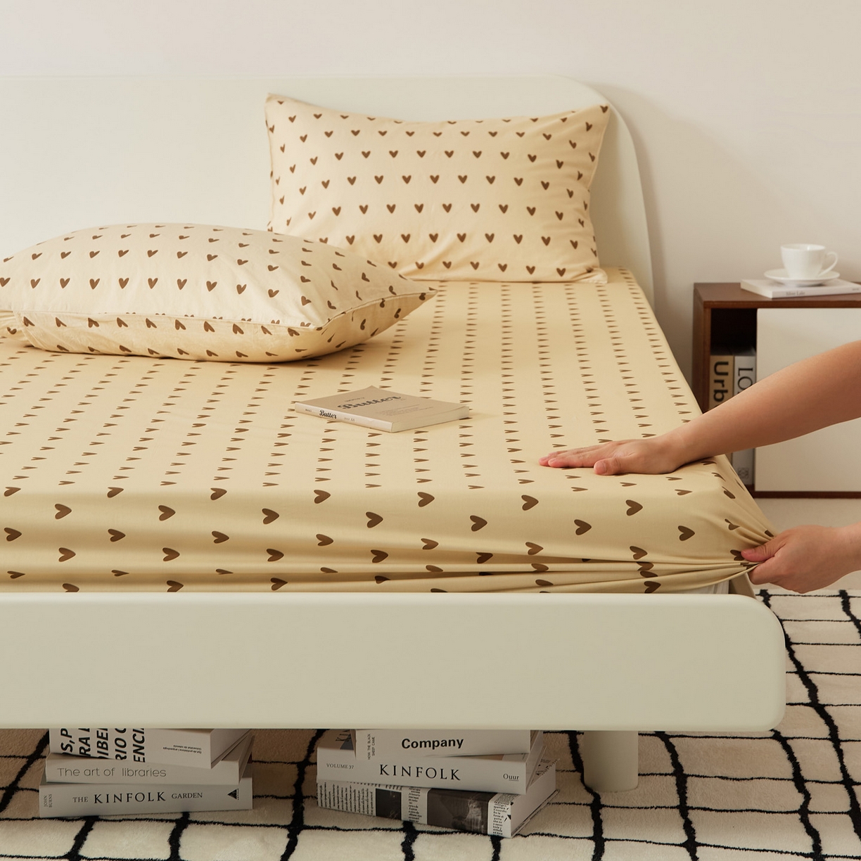 91家纺网 家纺一手货源 找家纺 EH家居 2025新款全棉斜纹印花-青春小调系列单床笠 焦糖心语