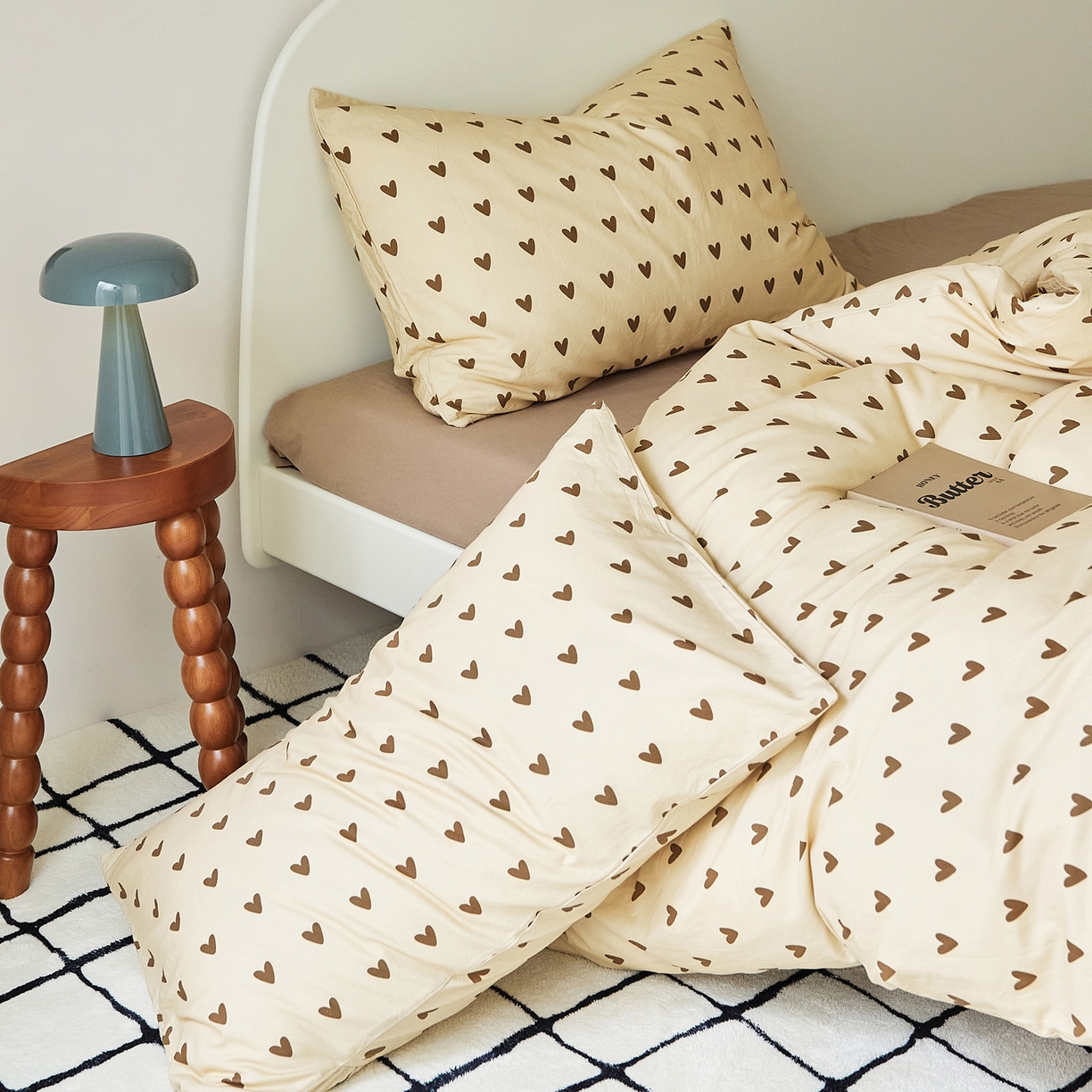 91家纺网 家纺一手货源 找家纺 EH家居 2025新款全棉斜纹印花-青春小调系列单枕套 焦糖心语