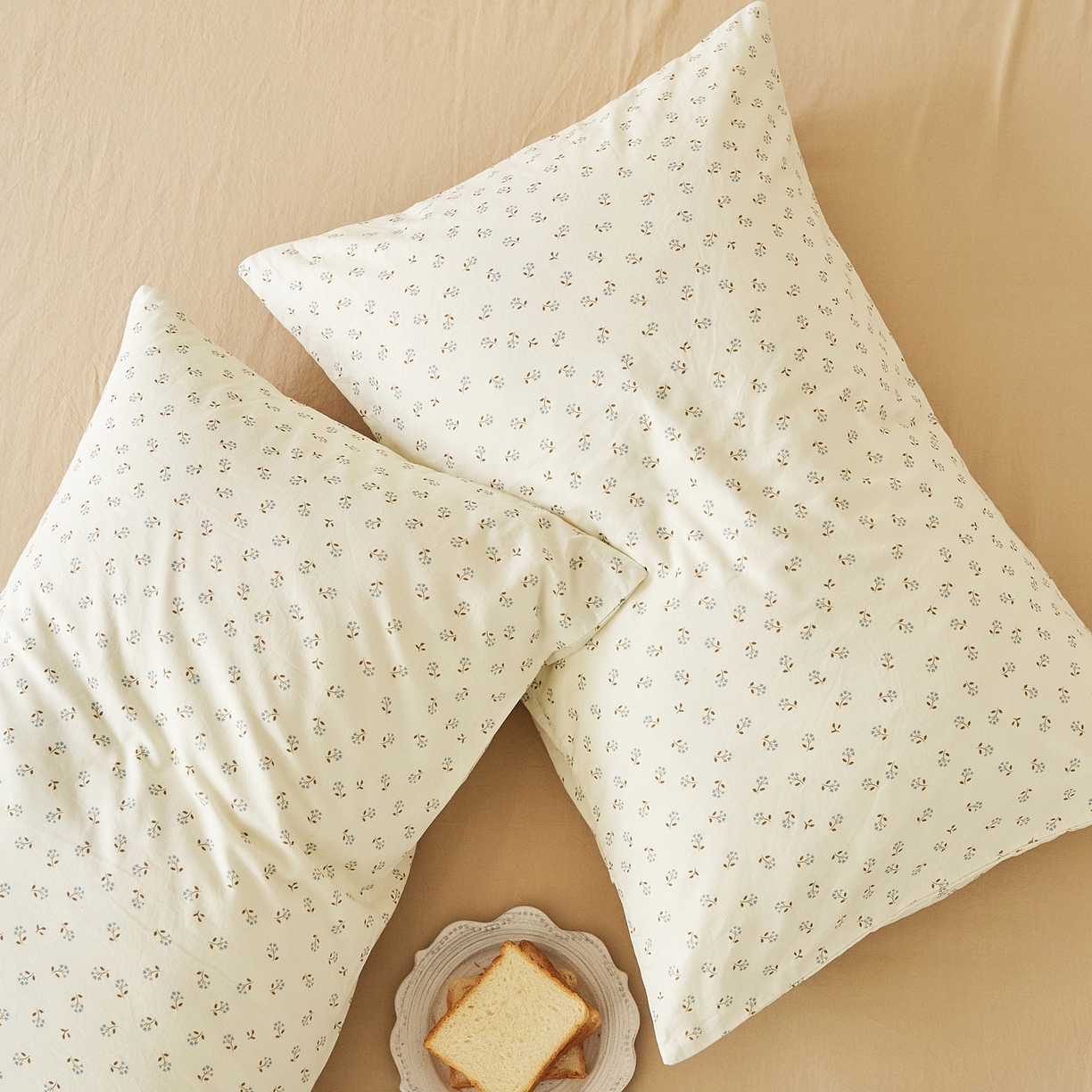 91家纺网 家纺一手货源 找家纺 EH家居 2025新款全棉斜纹印花-青春小调系列单枕套 星野花园