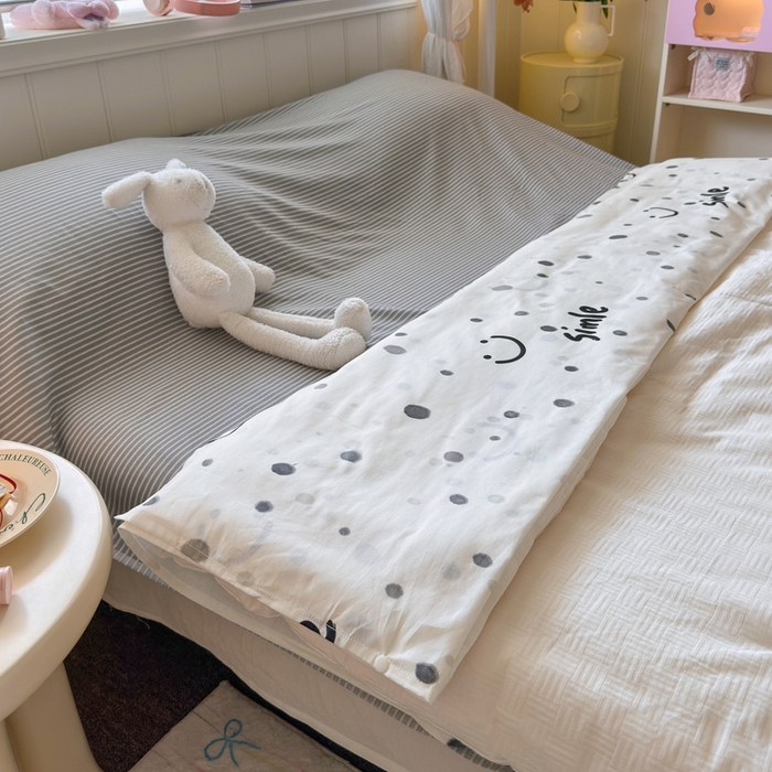 91家纺网 家纺一手货源 找家纺 Sweet dreams甜梦 2025新款全棉纯棉卡通印花睡袋酒店一体式全棉旅行睡袋 波点笑脸