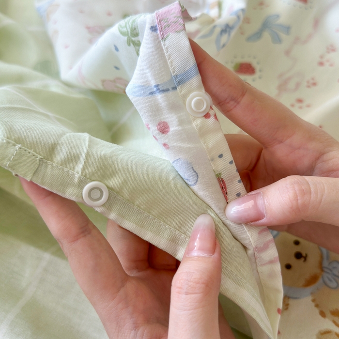 91家纺网 家纺一手货源 找家纺 Sweet dreams甜梦 2025新款全棉纯棉卡通印花睡袋酒店一体式全棉旅行睡袋 花花小狗