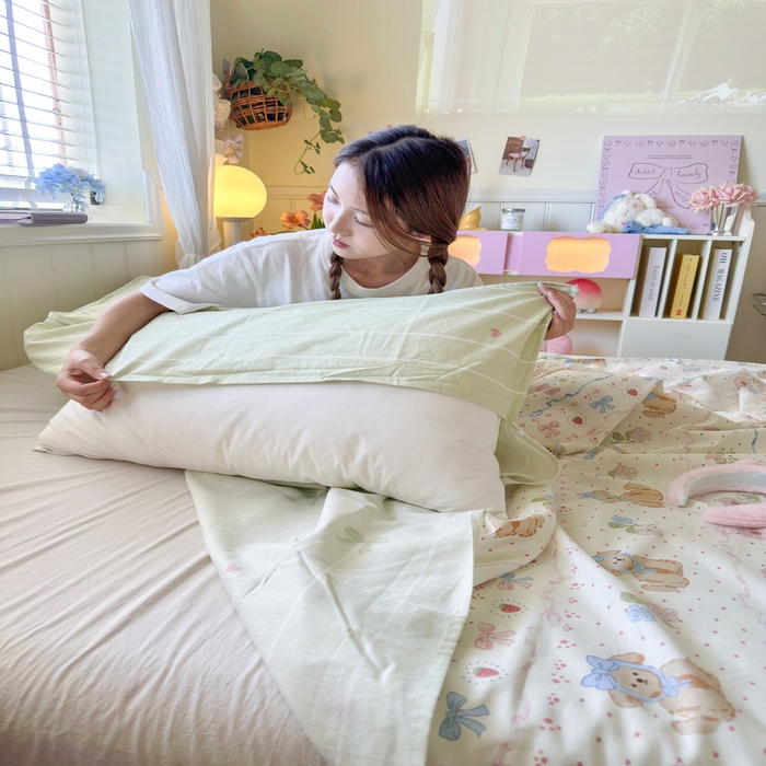 91家纺网 家纺一手货源 找家纺 Sweet dreams甜梦 2025新款全棉纯棉卡通印花睡袋酒店一体式全棉旅行睡袋 花花小狗