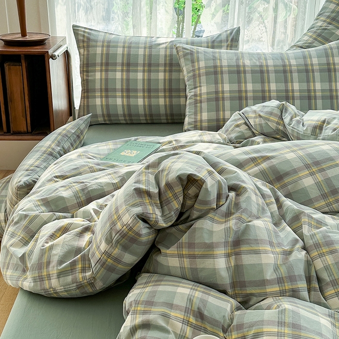 91家纺网 家纺一手货源 找家纺 尚品本色2025年新款简约风全棉水洗棉格子条纹系列四件套 莫妮卡-绿