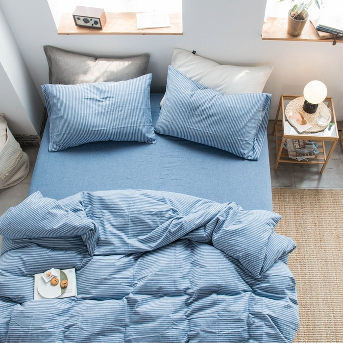 91家纺网 家纺一手货源 找家纺 尚品本色2025年新款简约风全棉水洗棉格子条纹系列四件套 牛仔蓝细条