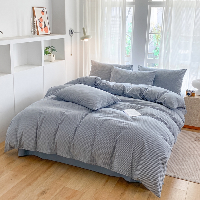 91家纺网 家纺一手货源 找家纺 尚品本色2025年新款简约风全棉水洗棉格子条纹系列四件套 浅蓝密格