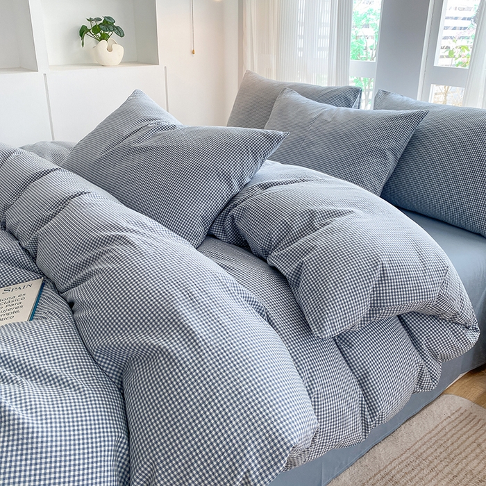 91家纺网 家纺一手货源 找家纺 尚品本色2025年新款简约风全棉水洗棉格子条纹系列四件套 浅蓝密格