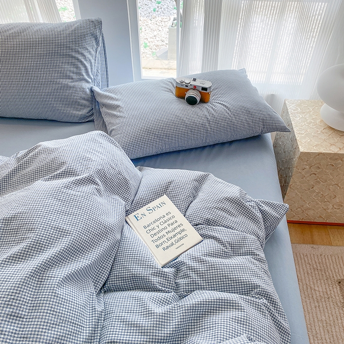 91家纺网 家纺一手货源 找家纺 尚品本色2025年新款简约风全棉水洗棉格子条纹系列四件套 浅蓝密格