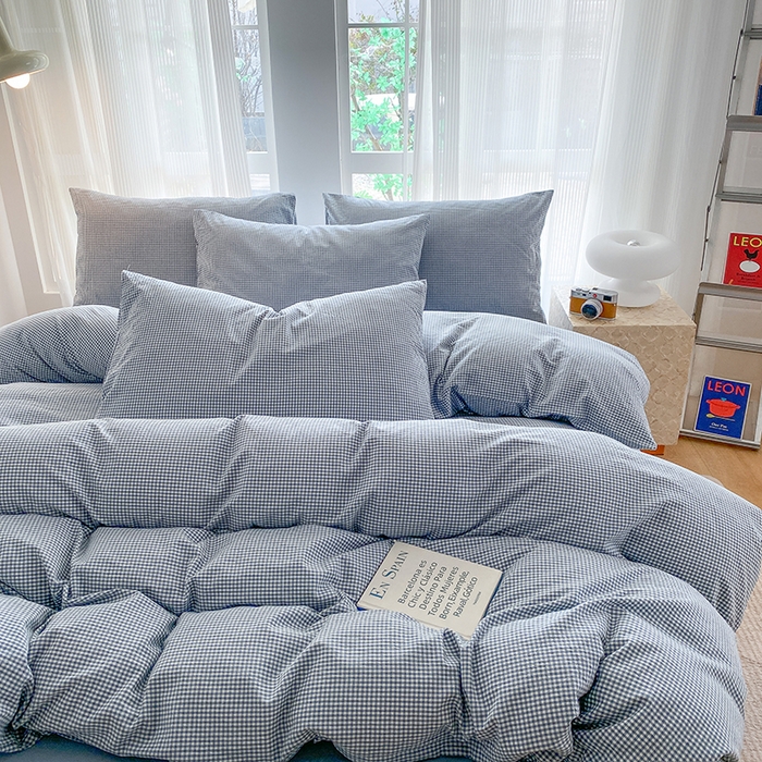 91家纺网 家纺一手货源 找家纺 尚品本色2025年新款简约风全棉水洗棉格子条纹系列四件套 浅蓝密格